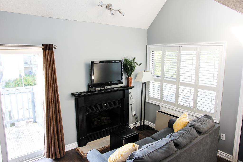 Condo Loft At Blue Mountain Blue Mountains Quarto foto